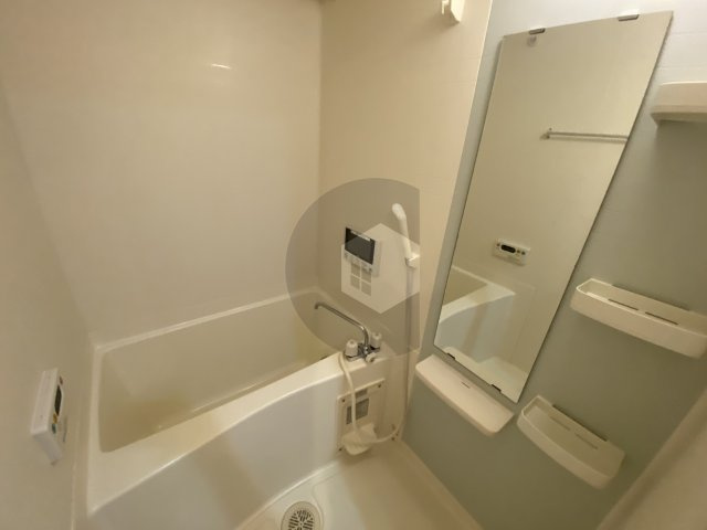 ネオ・グランツ高井田の浴室