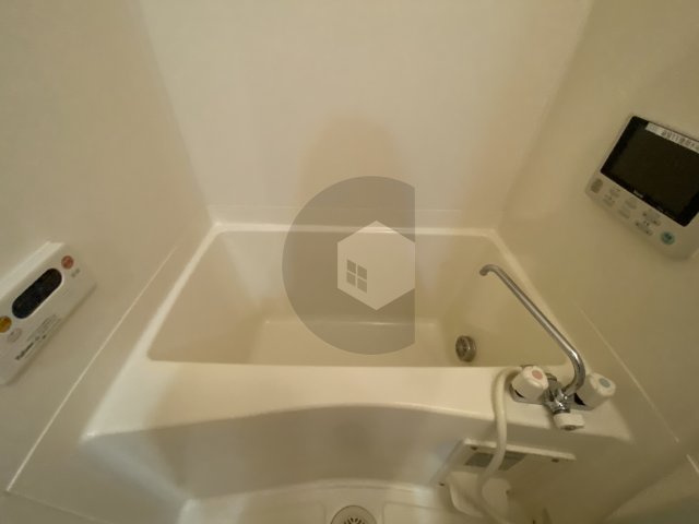 ネオ・グランツ高井田の浴室