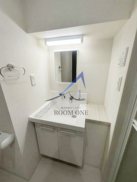 リーノ新宿若松町の洗面所|洗面台です。