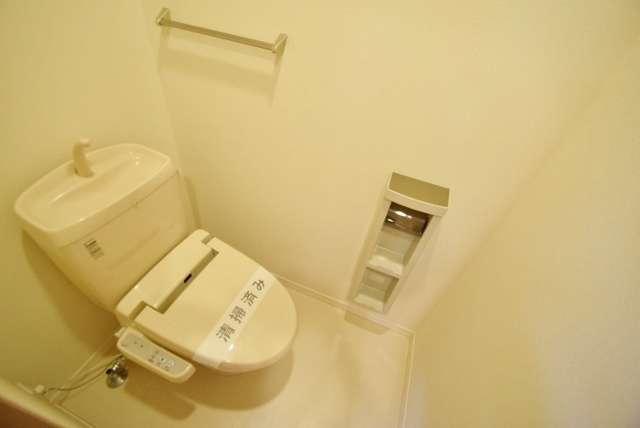 シャンテボナールのトイレ|ウォッシュレットつき