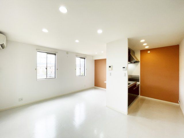 リブライフ春日　Ⅰ棟の居間・リビング