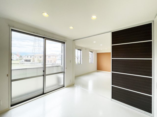 リブライフ春日　Ⅰ棟の居間・リビング