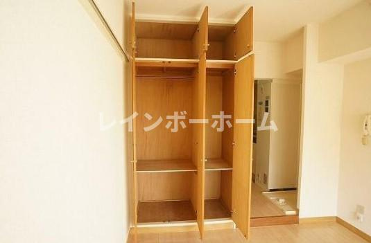 スカイコート高砂第2の収納