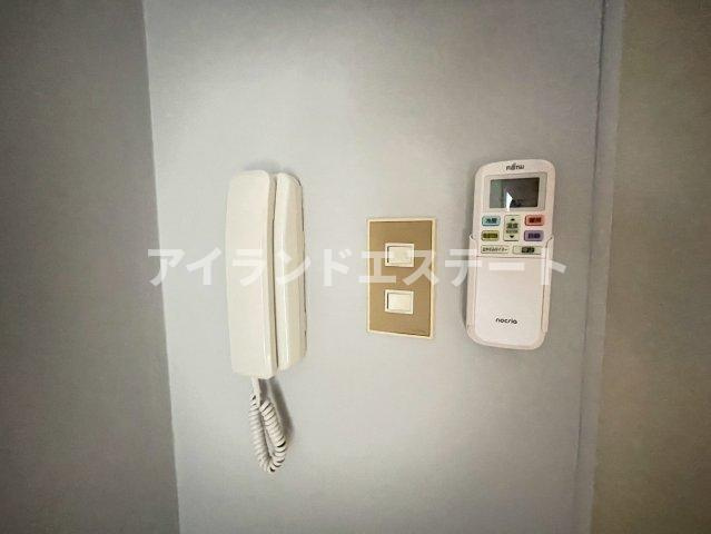 ティブロンコート　陽当たり良好　バストイレ別の設備