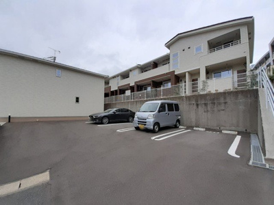 【駐車場】 | アンファミーユⅢ