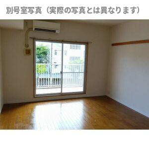 サンコート桃花台B棟の居間・リビング