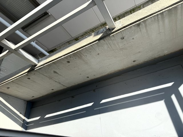 十三番館のバルコニー