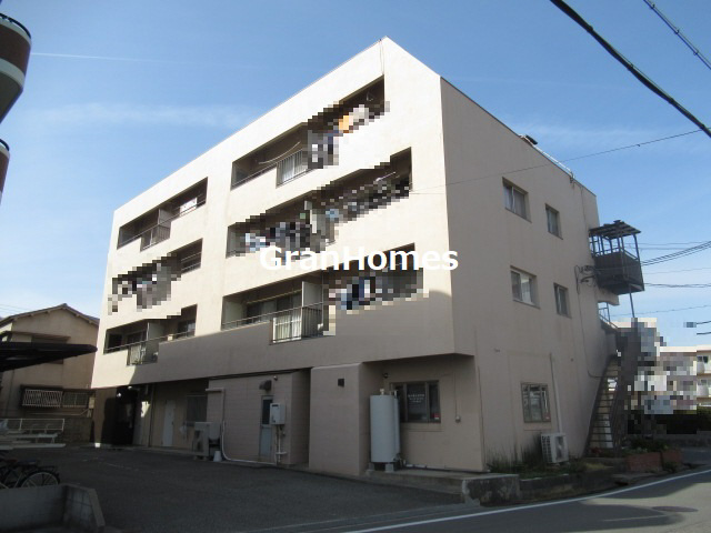 明石市別所町の賃貸マンションの外観