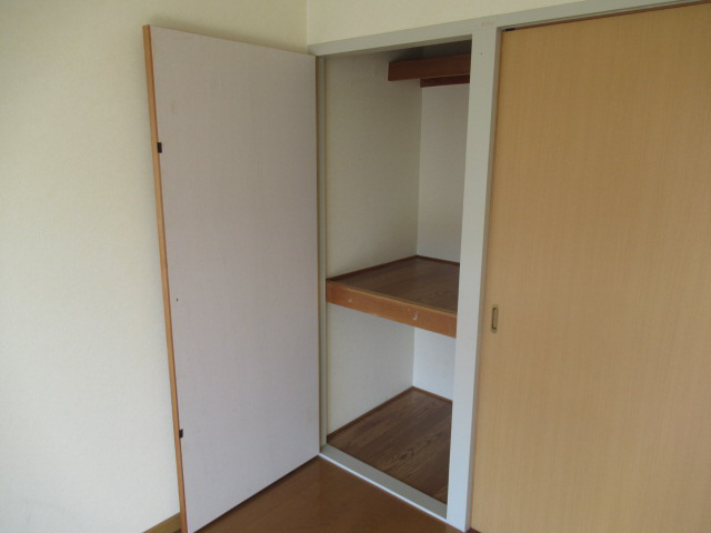 明石市別所町の賃貸マンションの収納