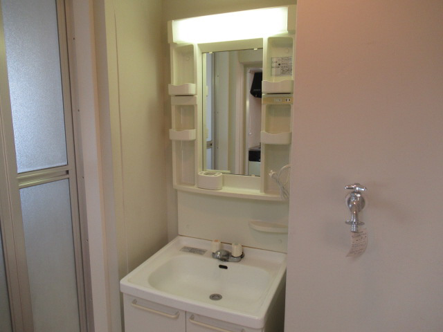 明石市別所町の賃貸マンションの洗面所