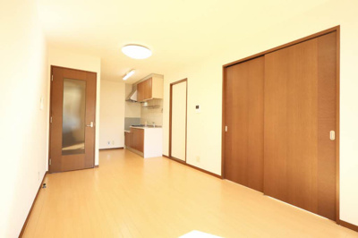 【キッチン】 | ロイヤルスーテジ阿倉川