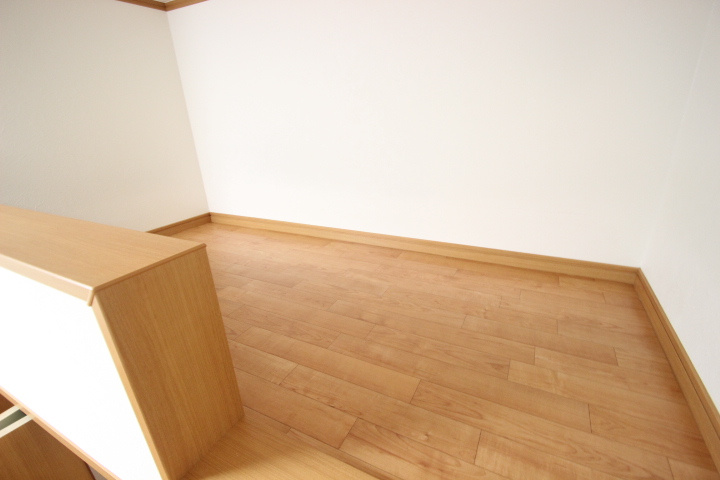 鈴木マンション（家具付き）