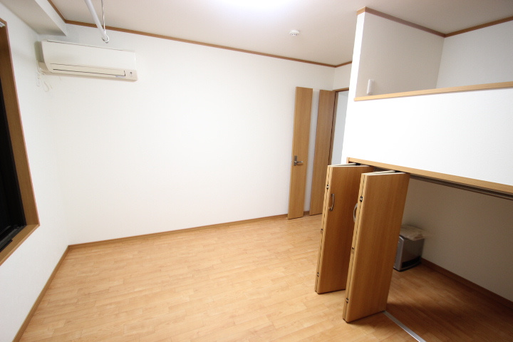 鈴木マンション（家具付き）