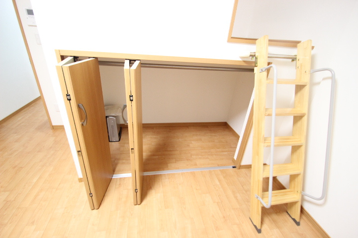 鈴木マンション（家具付き）