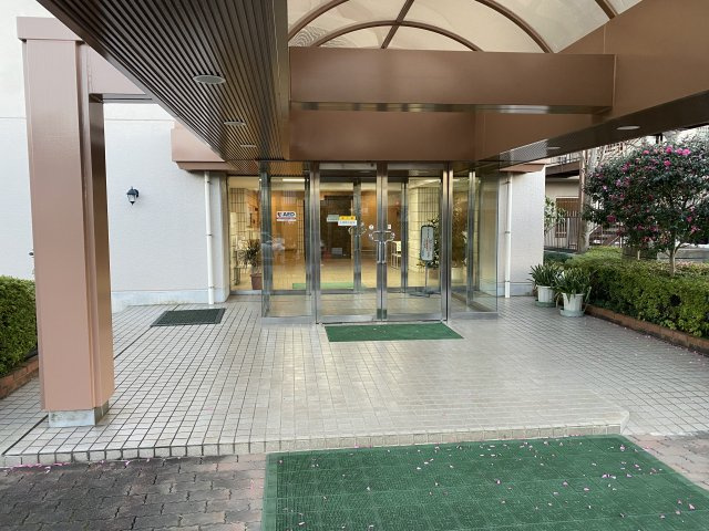 シーアイマンション清瀬のエントランス