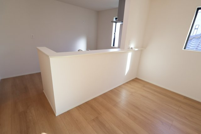 《仲介手数料無料》浦和区領家２丁目8-15(2号棟)新築一戸建てグラファーレのキッチン|撮影日 2025年11月14日 13:00 晴れ