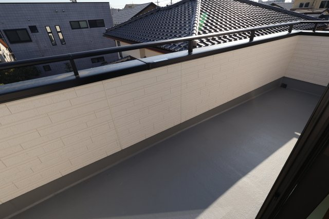 《仲介手数料無料》浦和区領家２丁目8-15新築一戸建てグラファーレのバルコニー|撮影日 2025年11月14日 13:00 晴れ