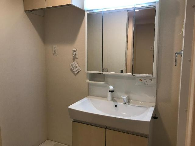 Ｂｌｕｅ　Ｆｏｒｅｓｔ　-ブルーフォレスト-の洗面所|洗面