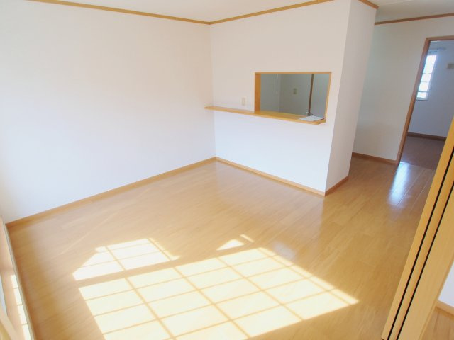 ベルフラワーの居間・リビング