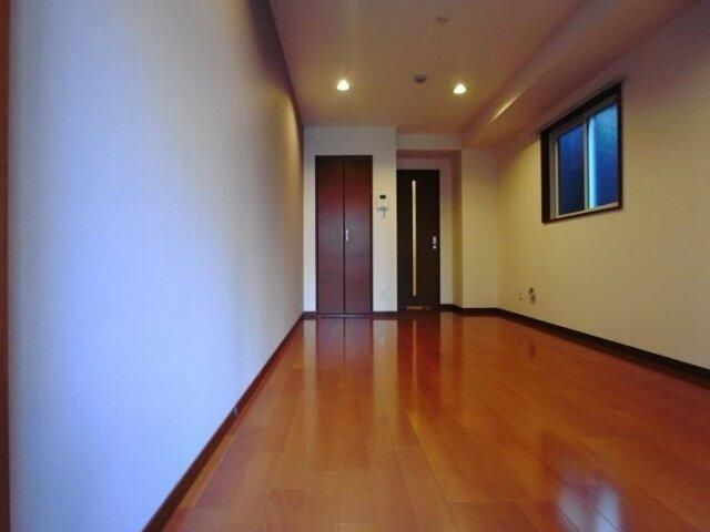 リスレーヌ蔵前の居間・リビング