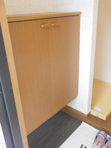 ヴィラ・ファミーユ　Bの収納