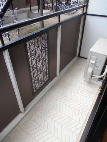 ヴィラ・ファミーユ　Bのバルコニー