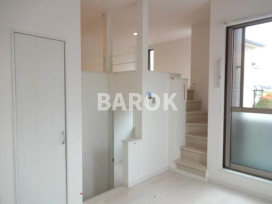 ＣＢ南福岡ルミウスの居間・リビング