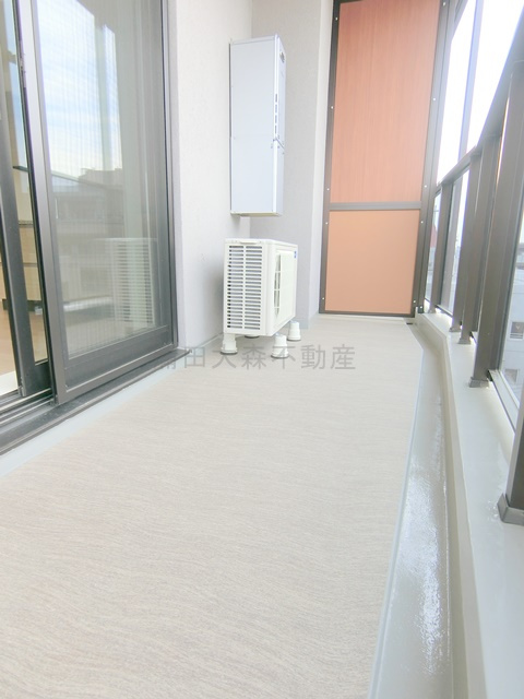 ザ・パークハビオ大森山王のバルコニー|リビング側