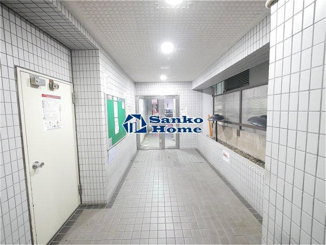 スカイコート入谷のロビー