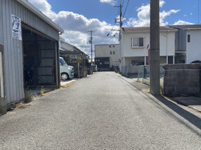 【周辺】 | OKハウス有家 | 建物東側道路。静かで落ち着いた住宅街です♪