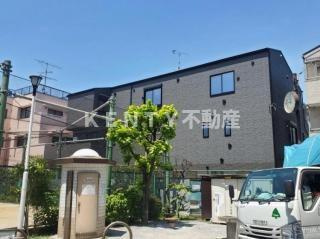 【外観】 | クレストラン蒲田 | 落ち着いた雰囲気の外観です