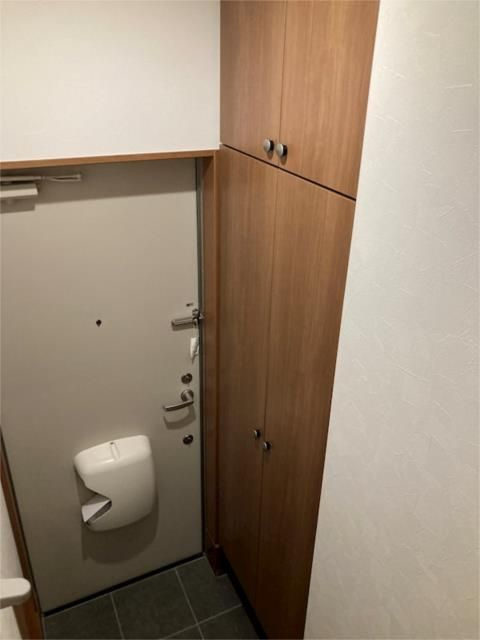 ラニカイ の玄関|■モニタ付インターホン■ディンプルキー■2重鍵■ダウンライト