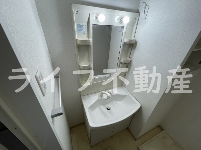 パレフルールの独立洗面台|独立洗面台、朝の身支度には欠かせません