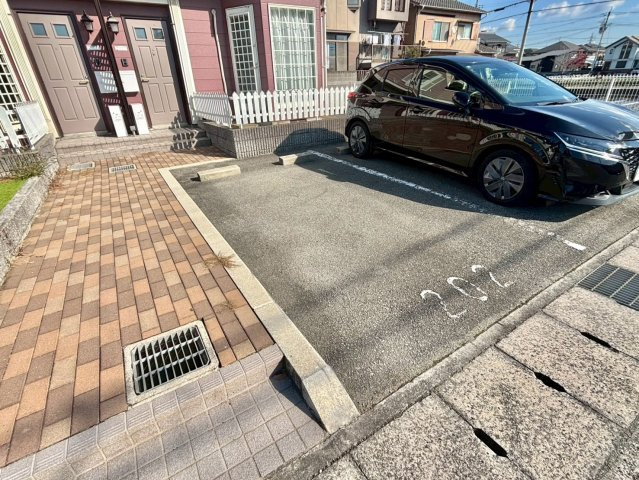 ソレアードの駐車場