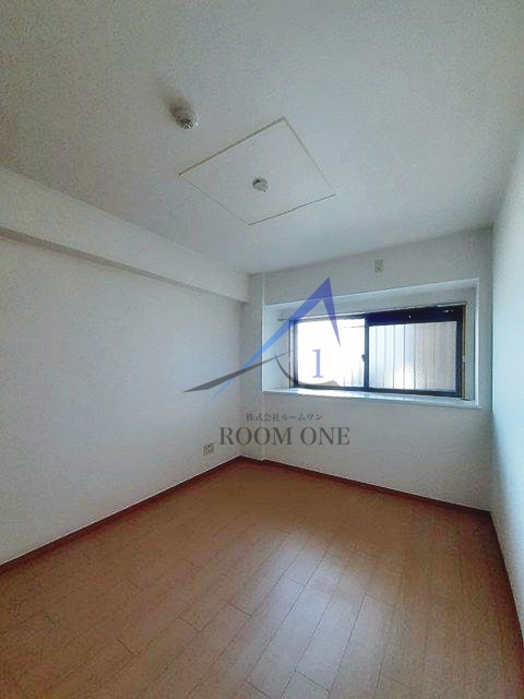 ウェスト　ベル　ウッドの寝室|寝室です。