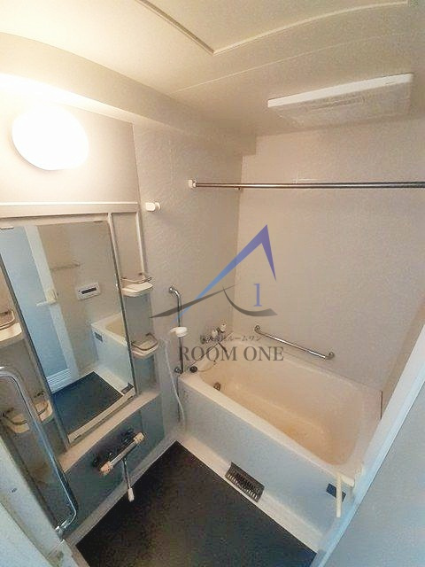 ウェスト　ベル　ウッドの浴室|お風呂です。