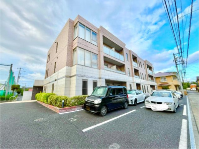 【外観】 | グランドパレス | 外観写真（昼）