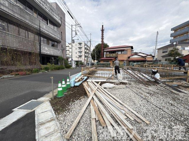 平塚市立野町第4　新築戸建全3棟　の前面道路含む現地写真|前面道路含む現地写真です