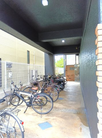 グランカーサ大牟田駅のエントランス