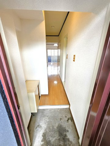 グランカーサ大牟田駅の玄関