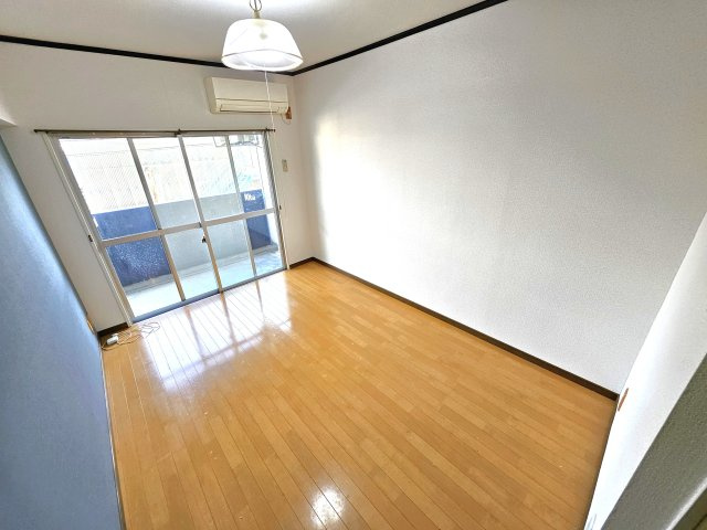 グランカーサ大牟田駅の居間・リビング|※他号室の写真の為異なる場合は、現況優先とします。
