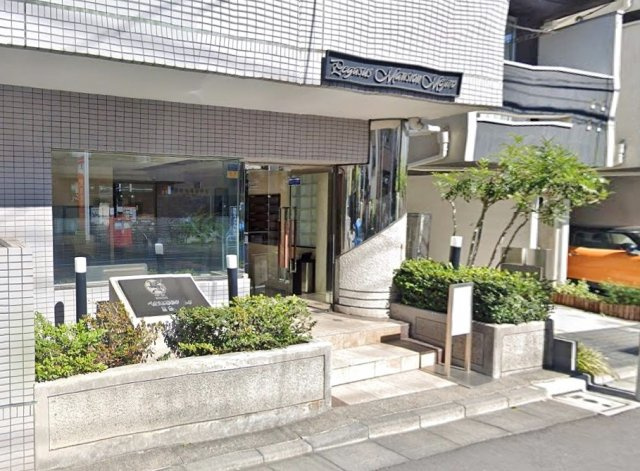 ペガサスマンション目白のエントランス