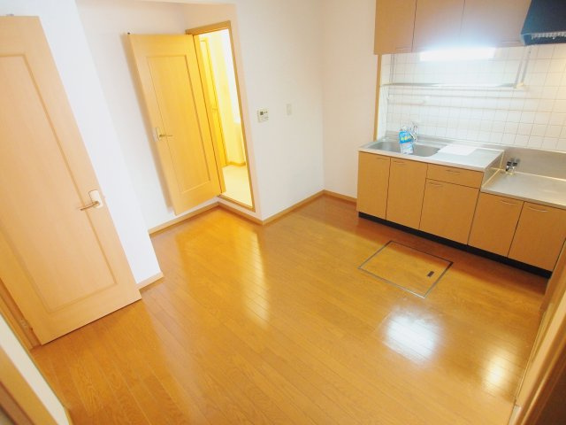 ジュネスさくらの居間・リビング