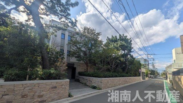 クリオ鵠沼海岸グランロワの周辺