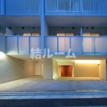 豊島区西池袋４丁目の賃貸マンションのエントランス