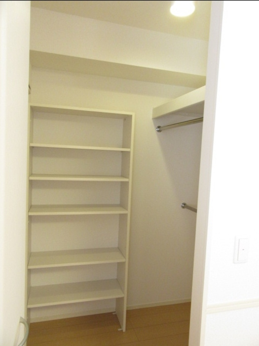 D-room OMODAKAB棟の収納