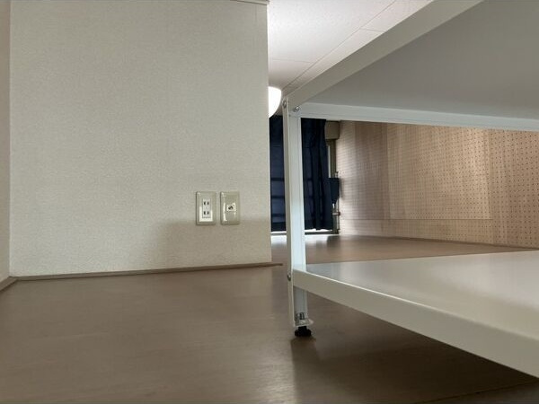 ラポール敷島の内装