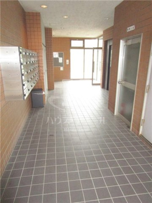 【ロビー】 | リバーサイドMAKIBA | 毎日通るロビーはこのようになっています