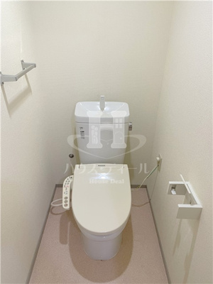 【トイレ】 | リバーサイドMAKIBA | 落ち着いた色調のトイレです