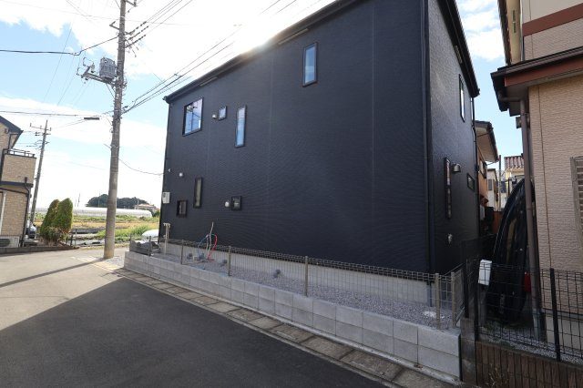 【外観】 | 《仲介手数料無料》上尾市藤波２丁目371(全1戸)新築一戸建てグラファーレ | 2025年11月3日 9:50 晴れ